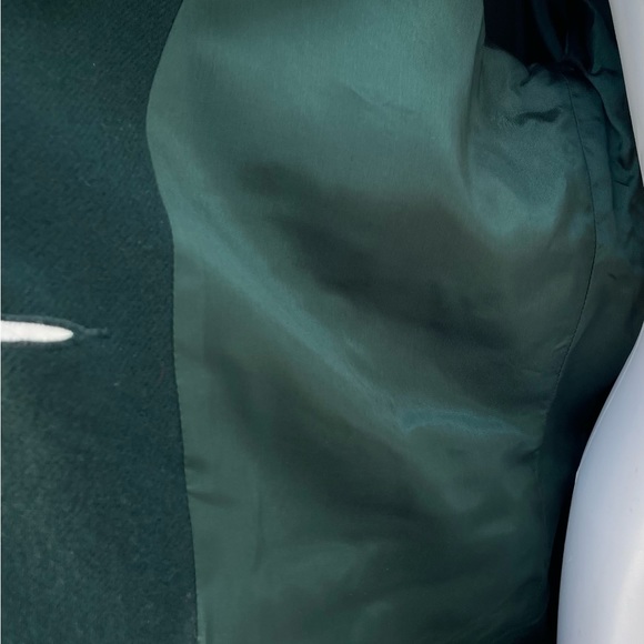 Vintage wool oversized blazer in emerald green. Excellent vintage condition. - Picture 8 of 9